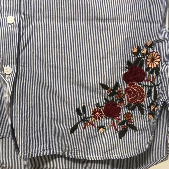 allison Joy Stripe Embroidered Floral Button Down Long Sleeve Shirt Size Small - Picture 4 of 9